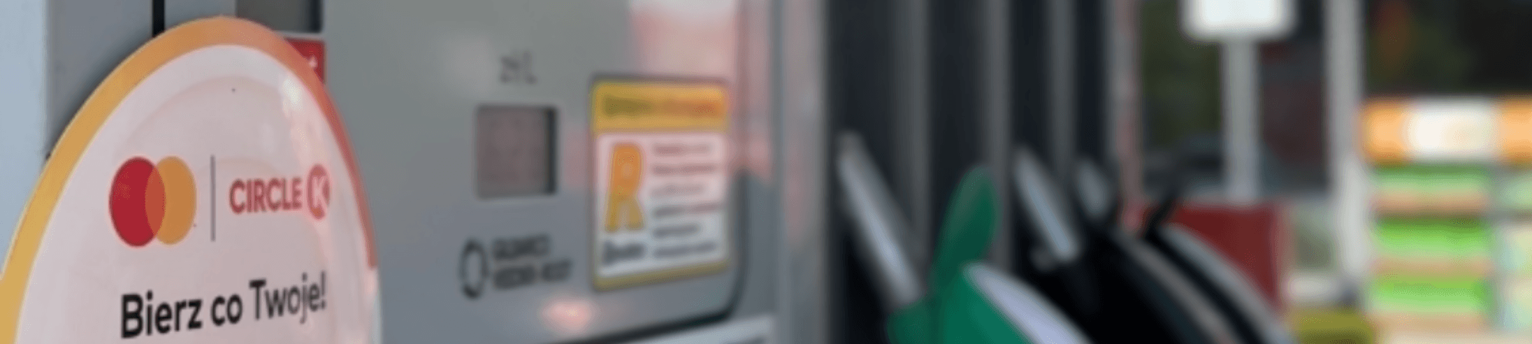 Stacje benzynowe i paliwa - co warto wiedzieć? Podsumowanie audycji „Bezpieczna Jesień” 08.10.25