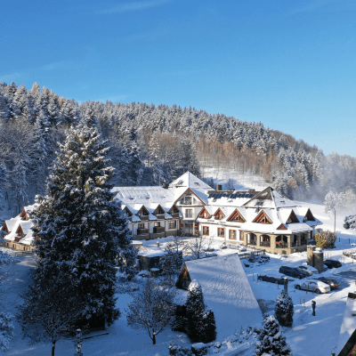 Czarny Groń - rodzinny resort w sercu Beskidów